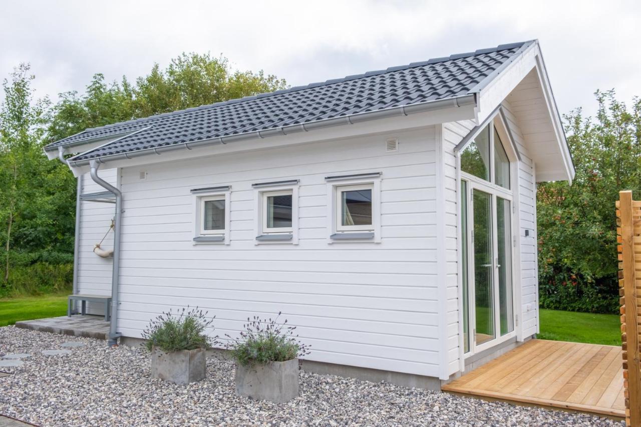 Апартаменты Malevik Tiny House Kullavik Экстерьер фото